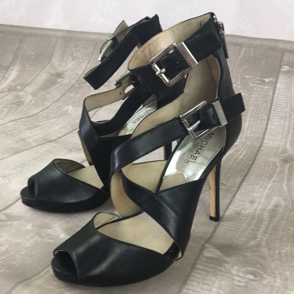 Michael Kors contemporary Black leather size 8